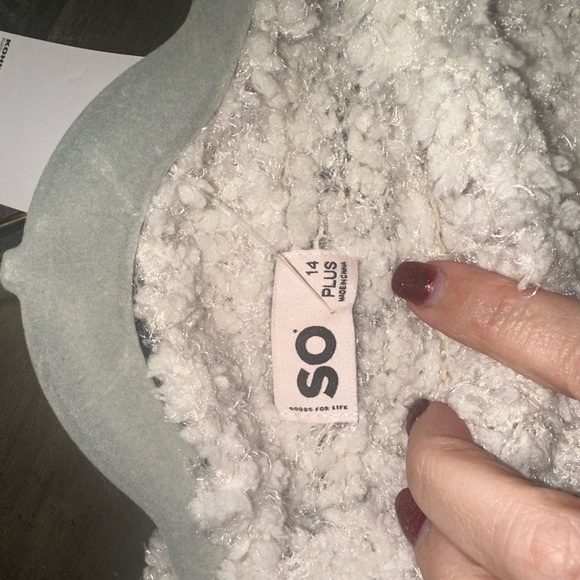 So Girls 14 White Sweater - Picture 4 of 6